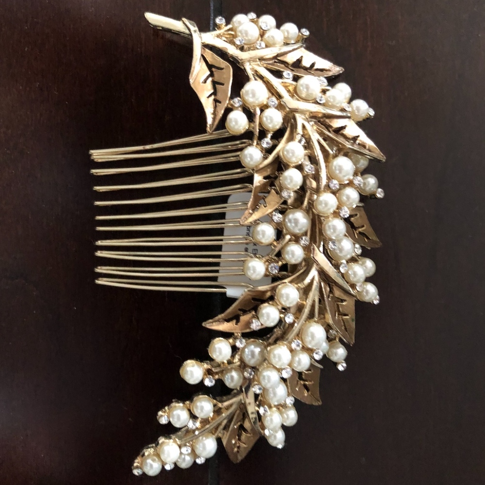 Love Spell Crystal/Pearl Bridal Hair Comb
